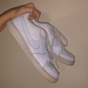 Size 11 (US) White Vintage Nike Sneakers